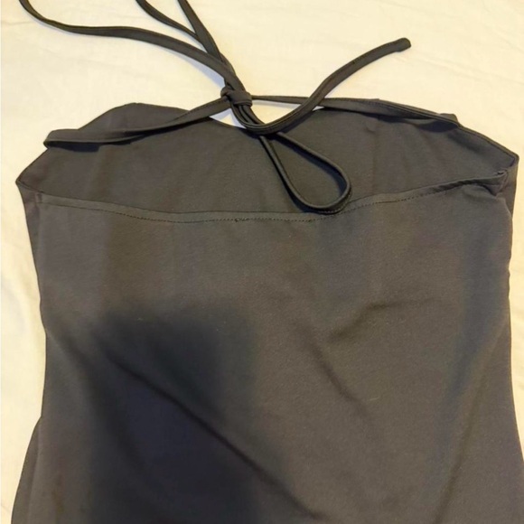 Edikted Black Camisole Top - Picture 4 of 5